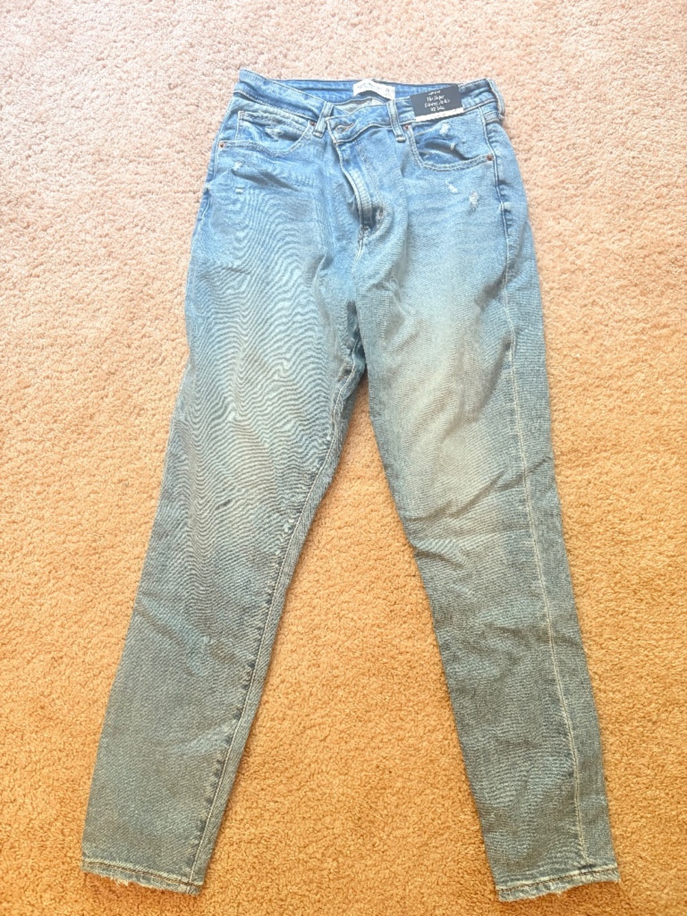 NWT Super Skinny Ankle High Rise Abercrombie Jeans - Size 32/14